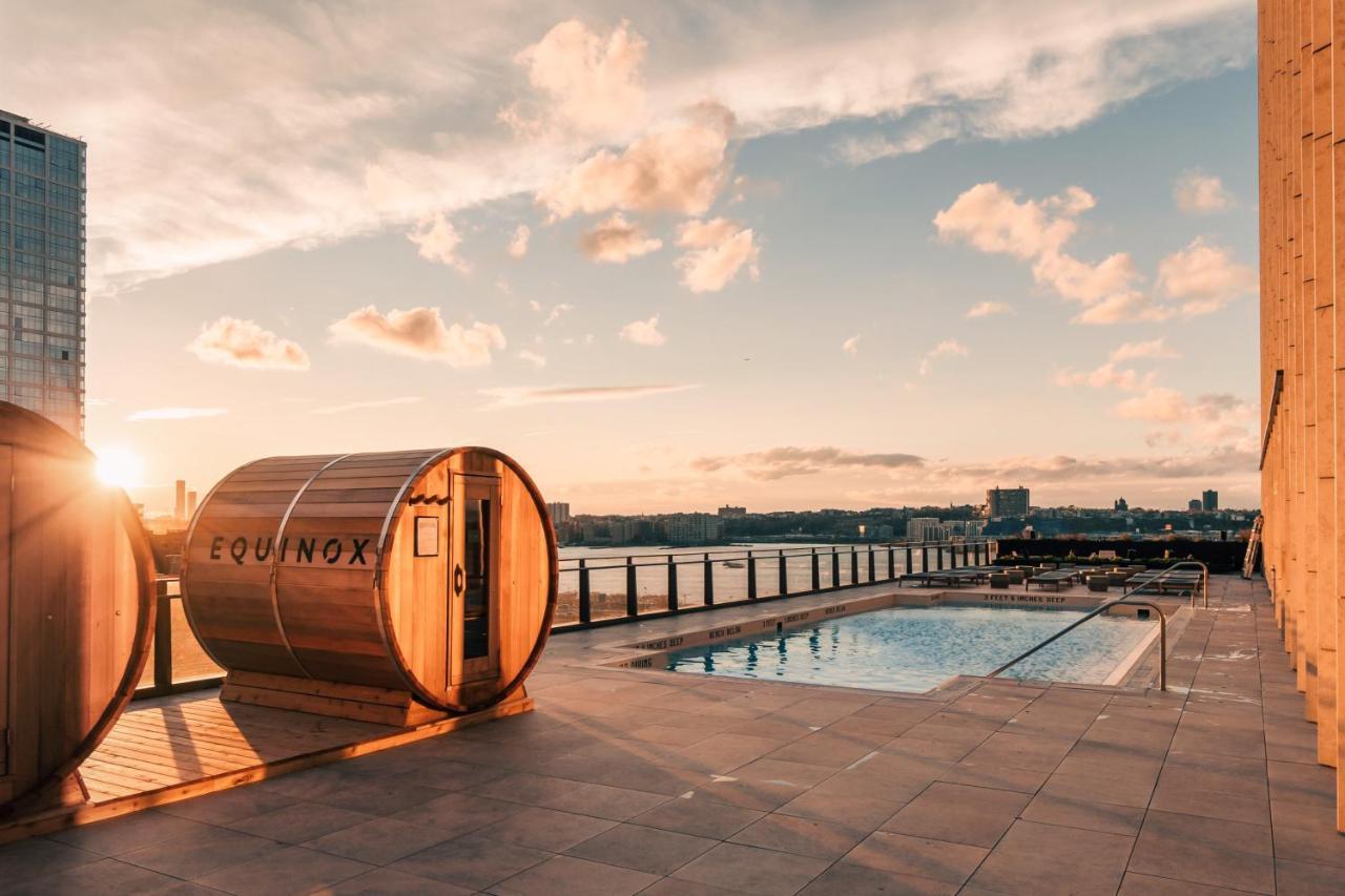 Equinox Hotel Hudson Yards New York City Exterior photo