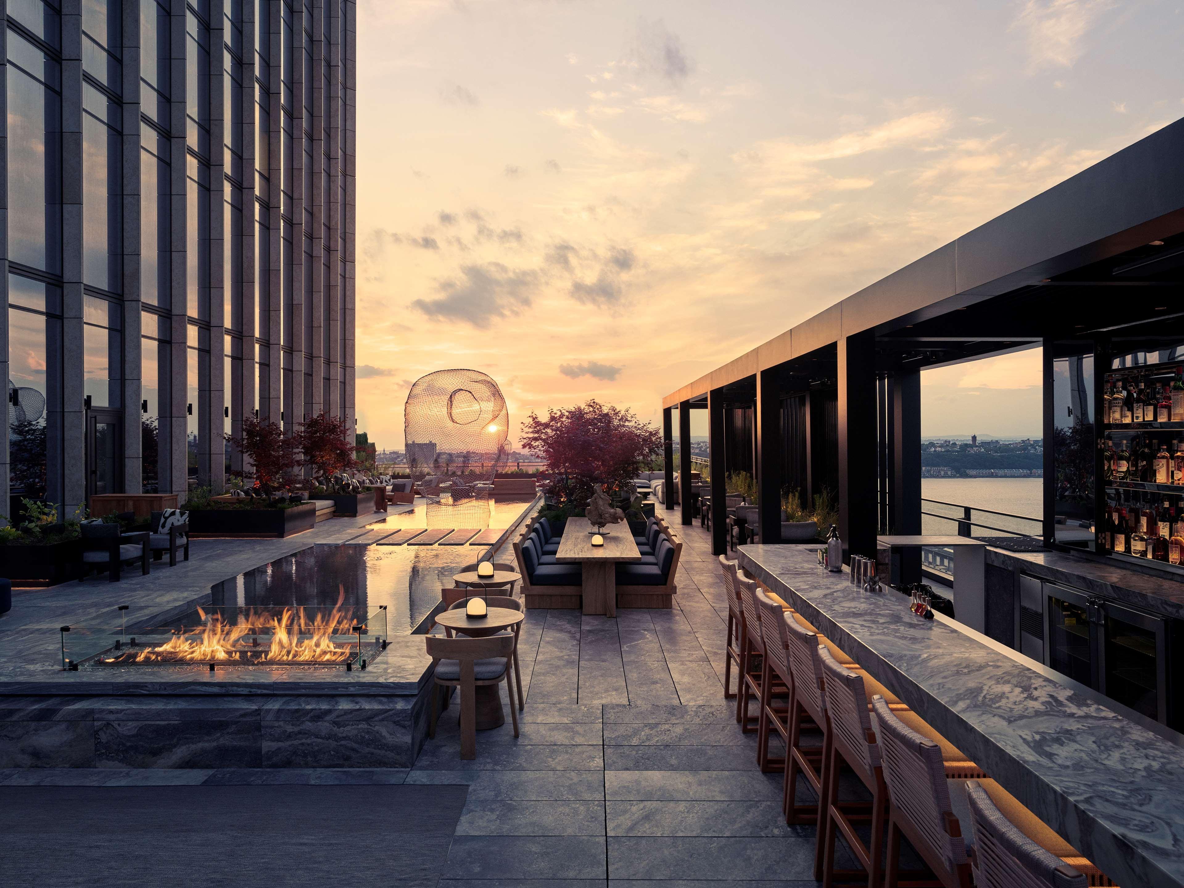 Equinox Hotel Hudson Yards New York City Exterior photo