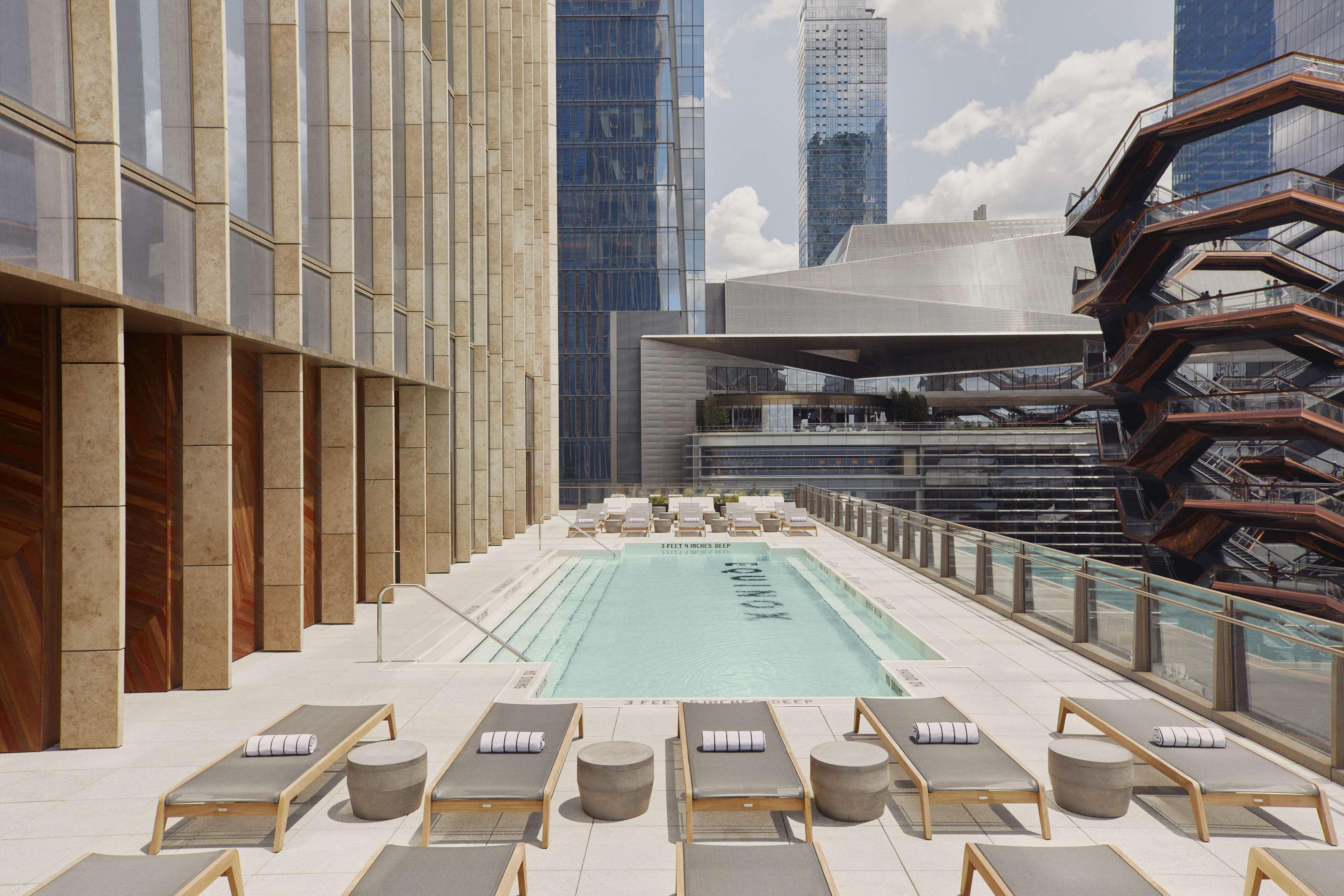 Equinox Hotel Hudson Yards New York City Exterior photo