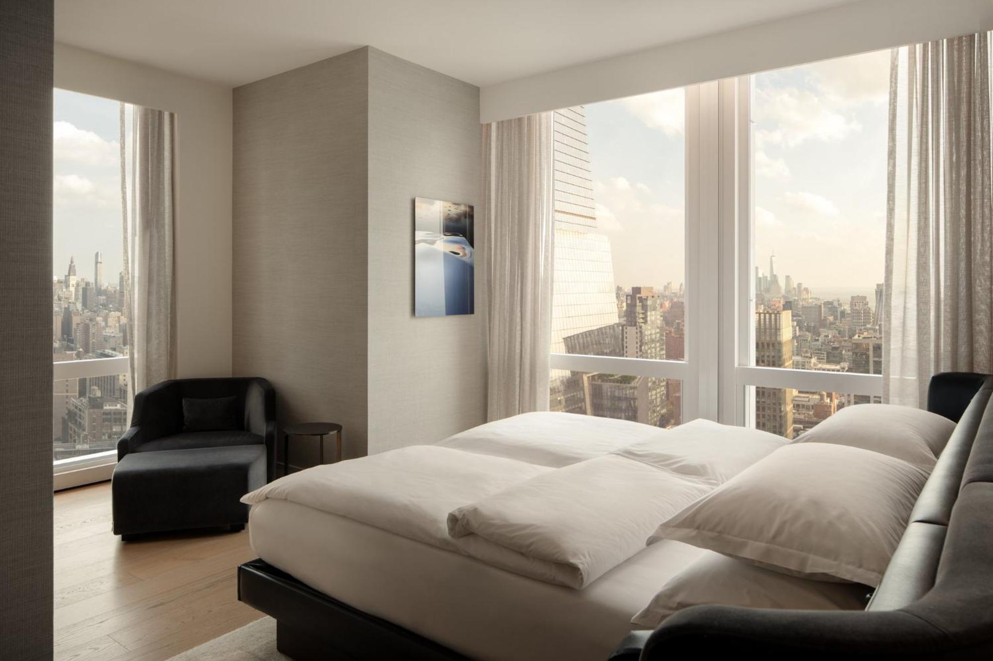 Equinox Hotel Hudson Yards New York City Exterior photo