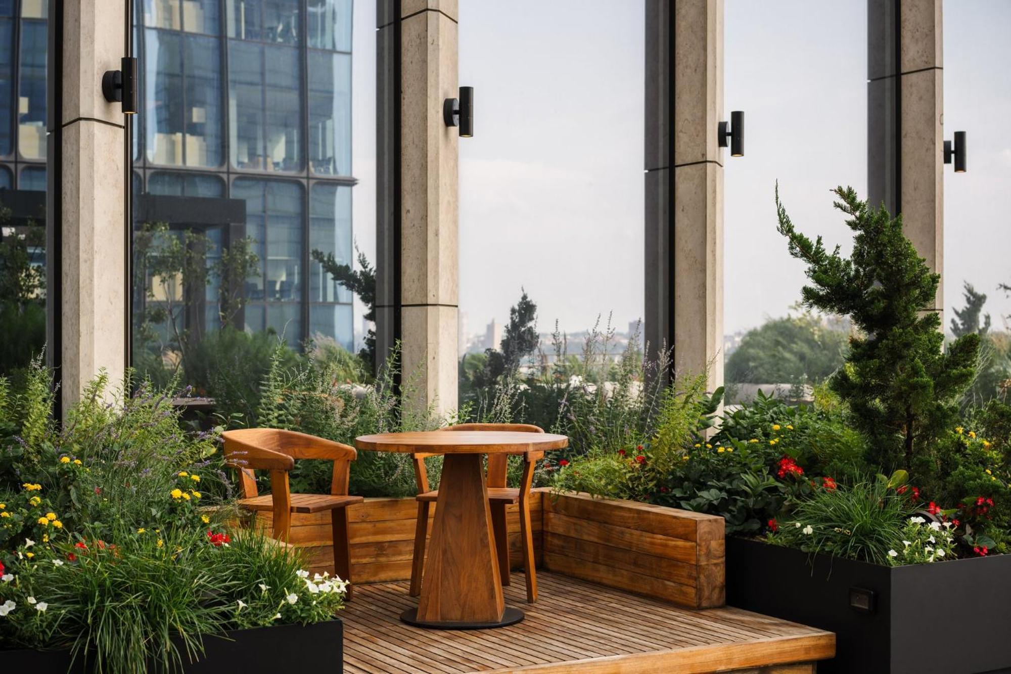 Equinox Hotel Hudson Yards New York City Exterior photo