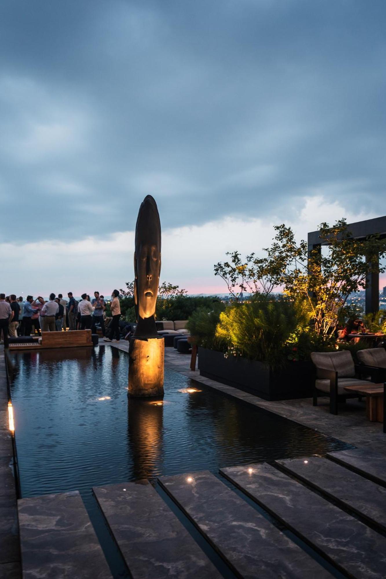 Equinox Hotel Hudson Yards New York City Exterior photo