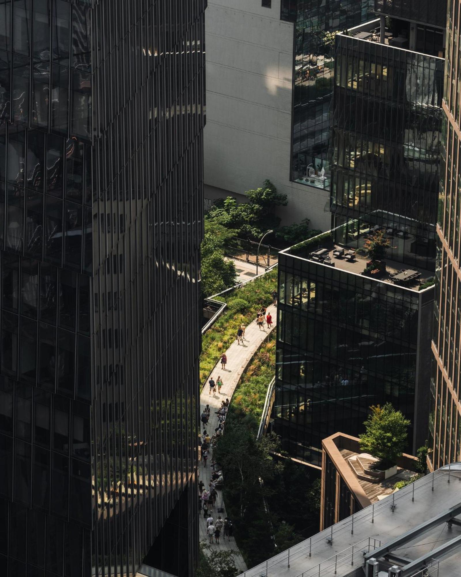 Equinox Hotel Hudson Yards New York City Exterior photo