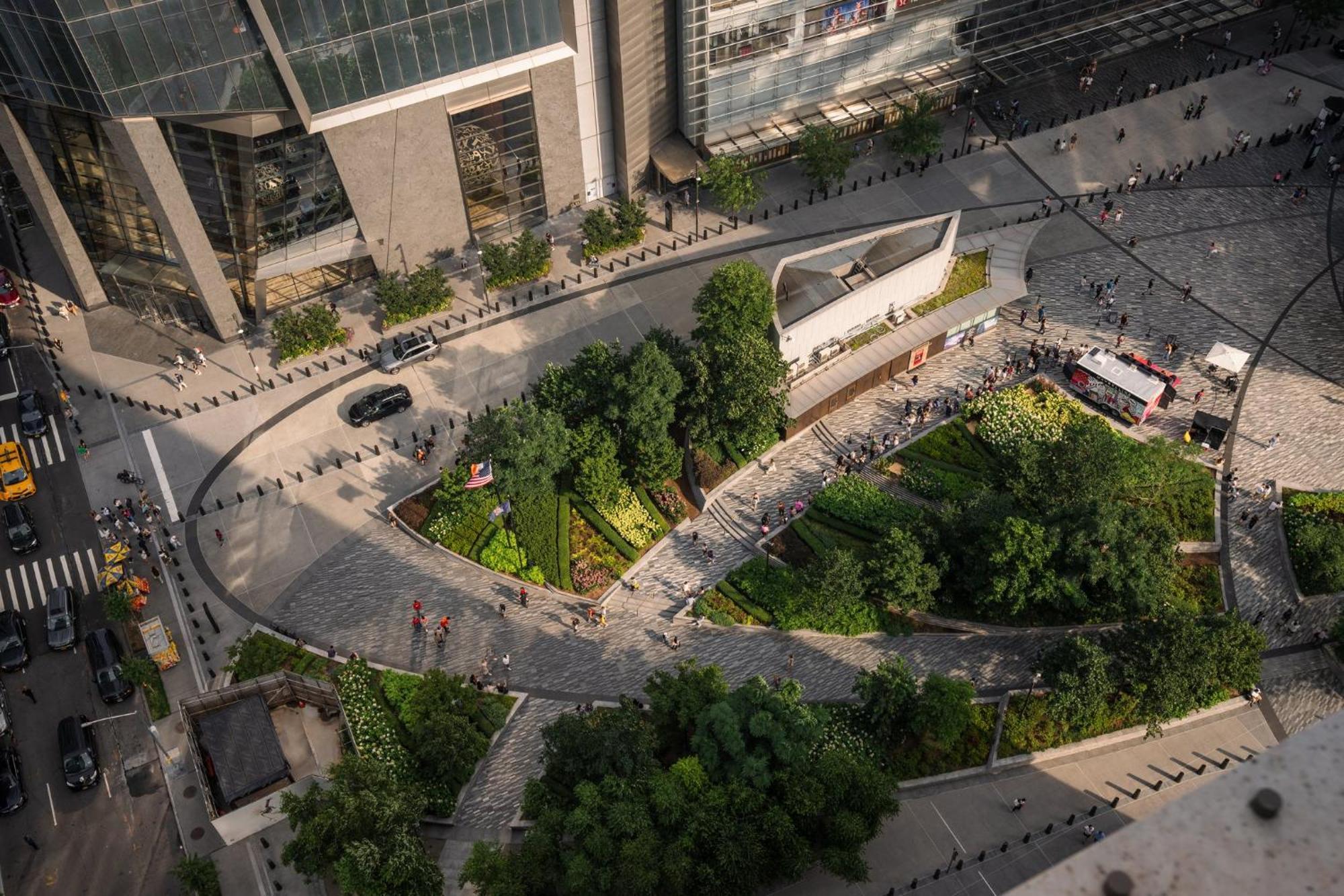 Equinox Hotel Hudson Yards New York City Exterior photo